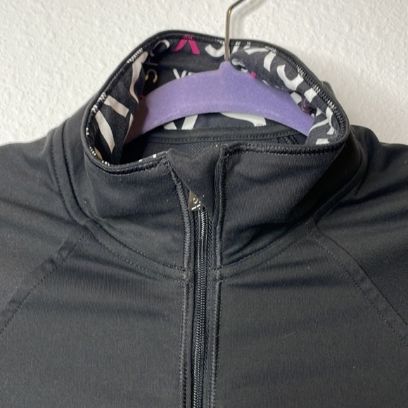 Victorias Secret VSX Size XS Black Pink Zip Up Athletic Mesh Inset Sweatshirt - Picture 15 of 15
